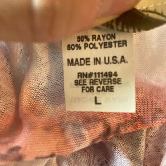 VTG Cat print watercolor Vneck top w/ delicate bling flutter sleeves 🐱 - Picture 14 of 15